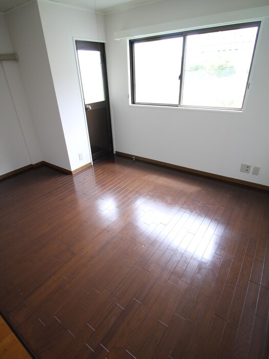 物件内観写真16　(居室)