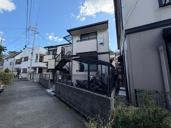 物件外観写真2　(外観写真)