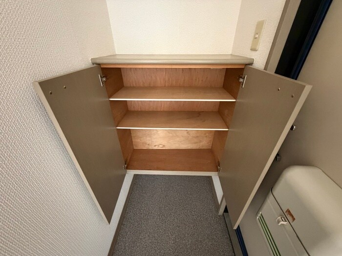 物件内観写真12　(靴箱)
