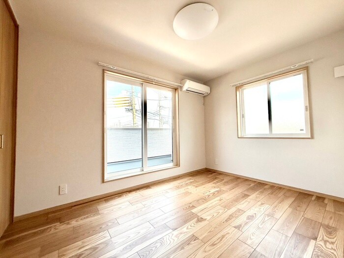 物件内観写真18　(居室)