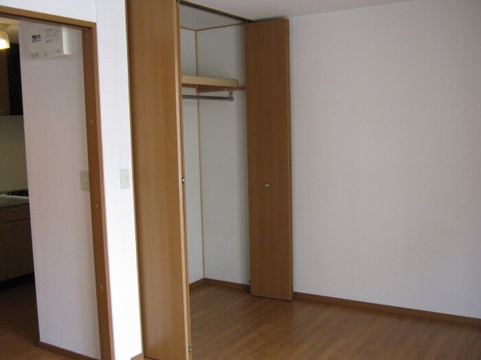 物件内観写真7　(収納)