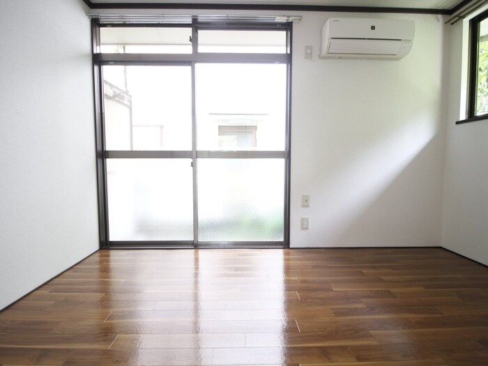 物件内観写真6　(居室)