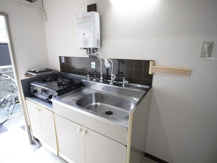 物件内観写真8　(キッチン)