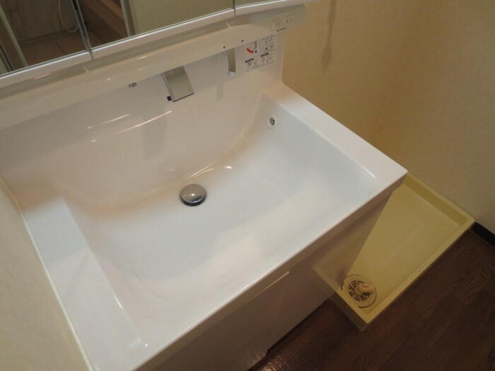 物件内観写真11　(洗面)