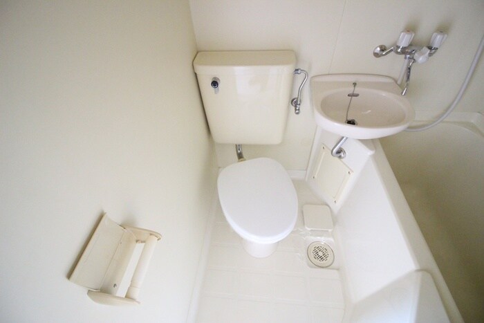 物件内観写真8　(トイレ)