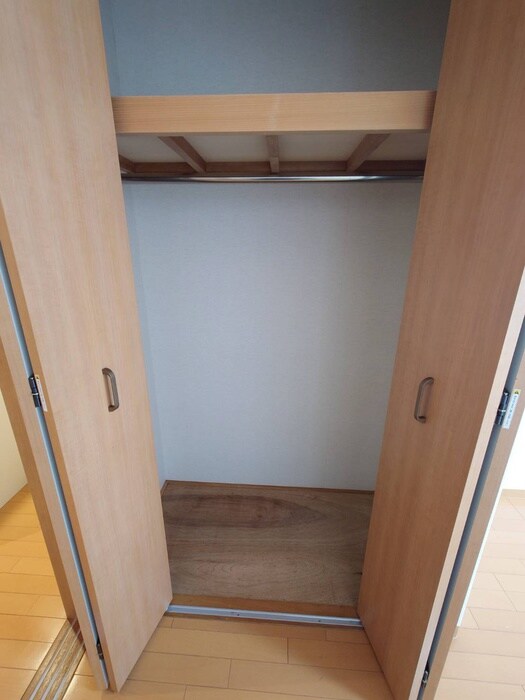 物件内観写真16　(収納)