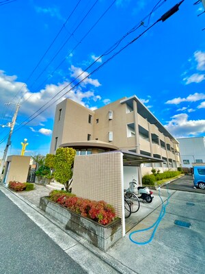 コンフォール日根野外観写真