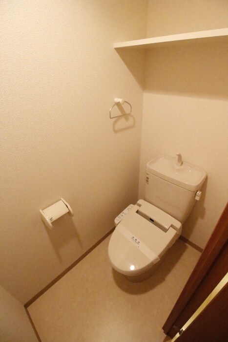 物件内観写真8　(トイレ)