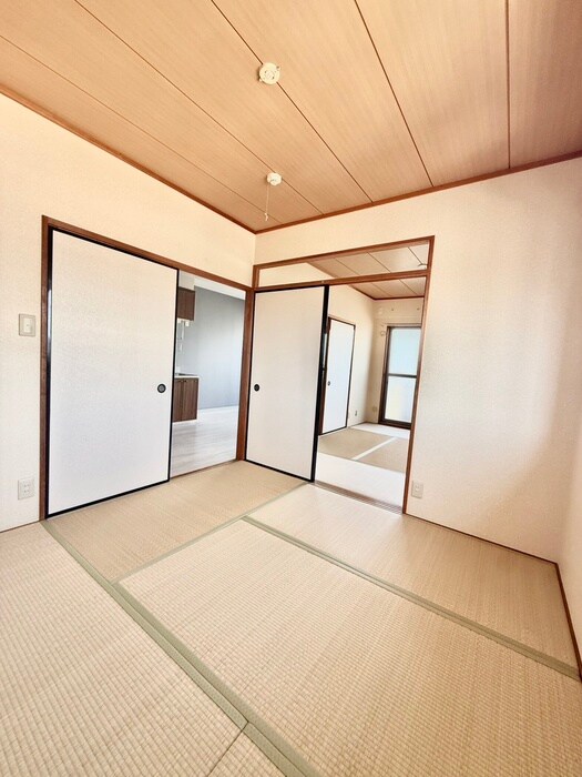 物件内観写真10　(居室)