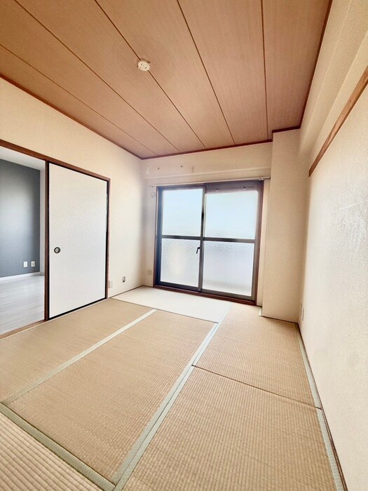 物件内観写真11　(居室)