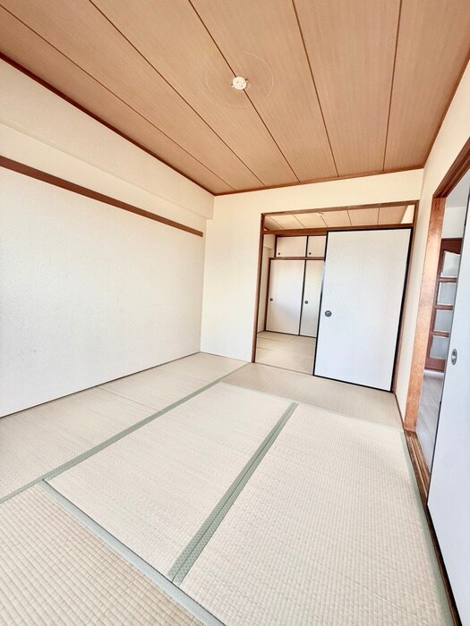 物件内観写真12　(居室)