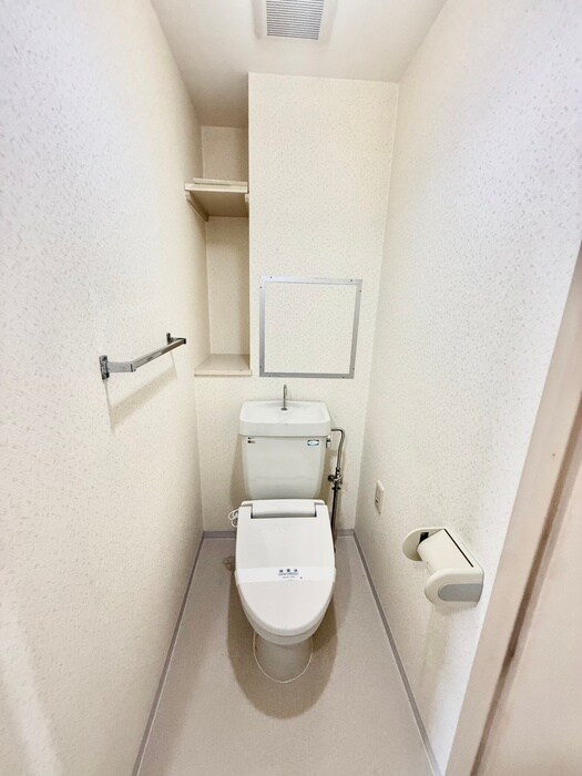 物件内観写真17　(トイレ)