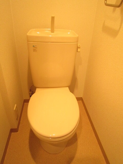 物件内観写真9　(トイレ)