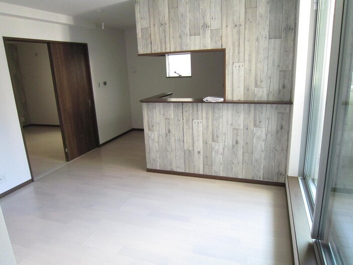 物件内観写真10　(居室)