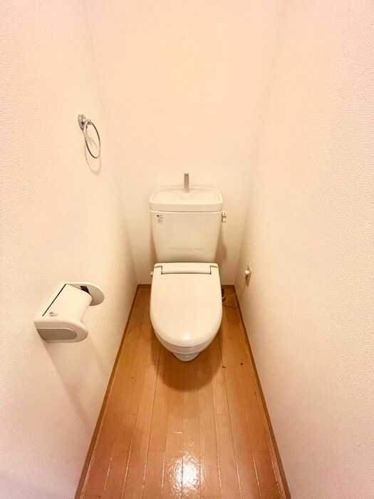 物件内観写真10　(トイレ)