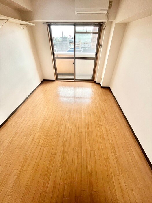 物件内観写真12　(居室)