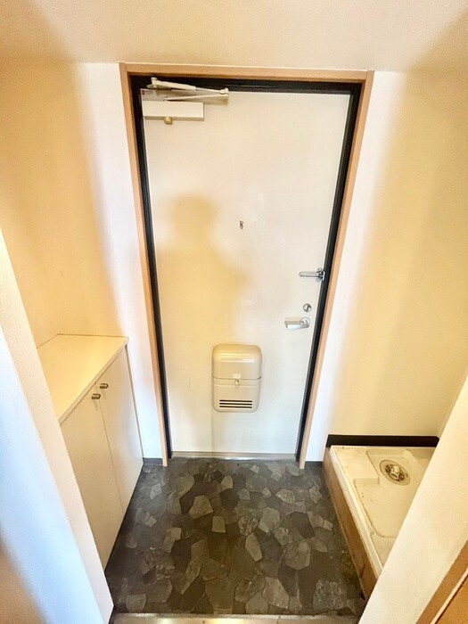 物件内観写真17　(玄関)