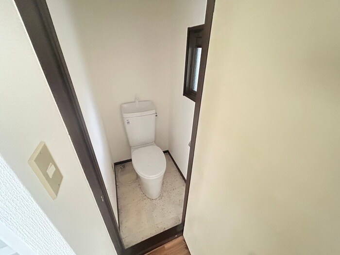物件内観写真11　(トイレ)