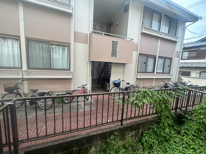 物件内観写真17　(室内からの展望)