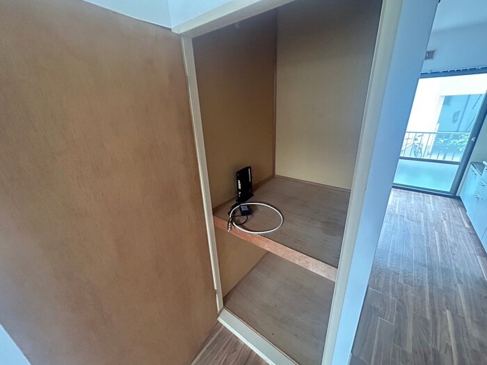 物件内観写真18　(収納)