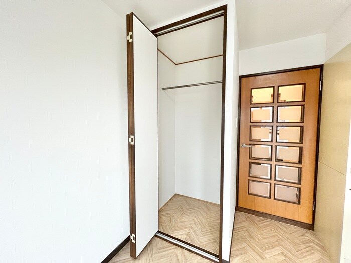 物件内観写真10　(収納)