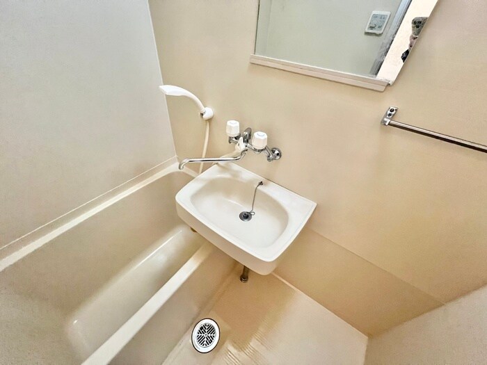 物件内観写真14　(洗面)