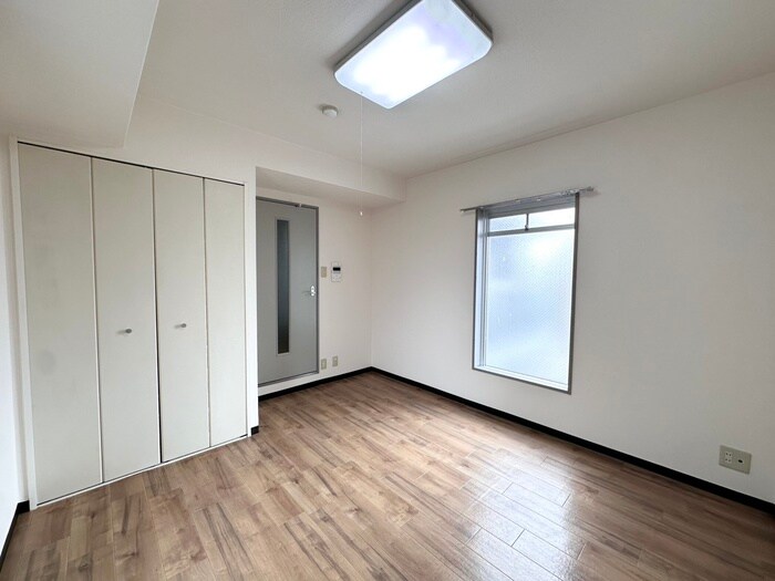 物件内観写真12　(居室)