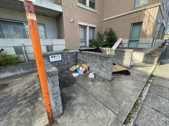 物件外観写真6　(建物設備)