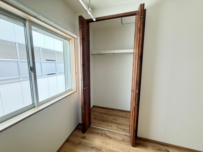 物件内観写真13　(収納)