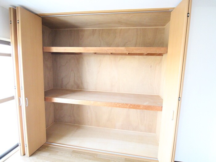 物件内観写真11　(収納)