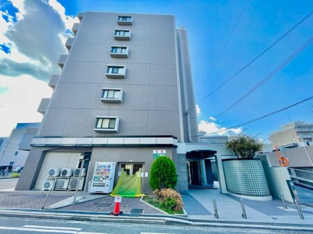 アドラブール古川橋 ウエスト外観写真