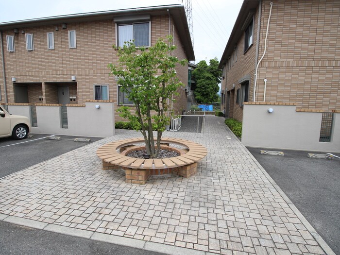 物件外観写真6　(外観写真)