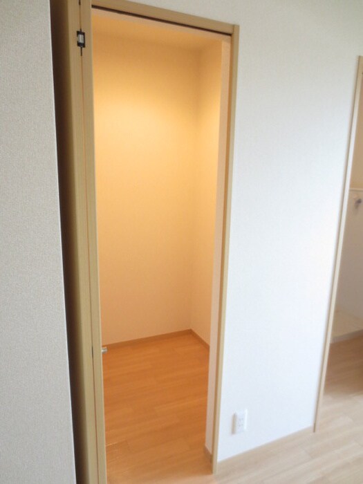 物件内観写真20　(収納)