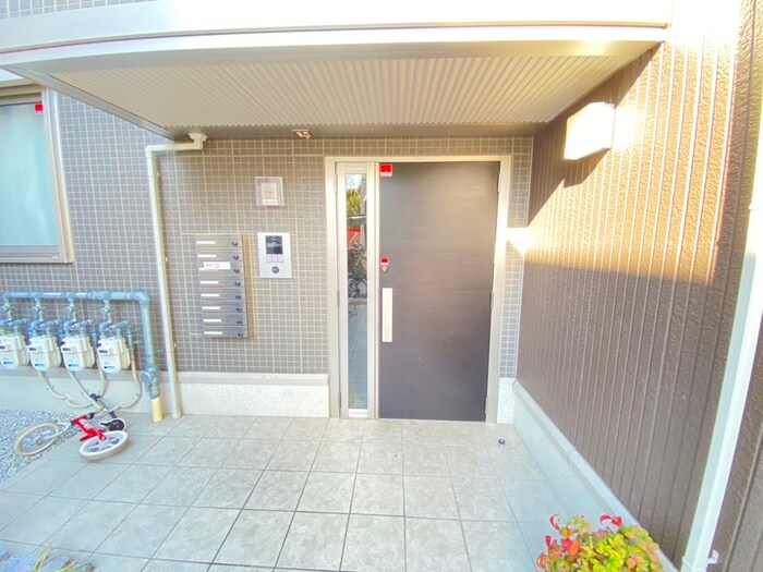 物件外観写真4　(建物設備)