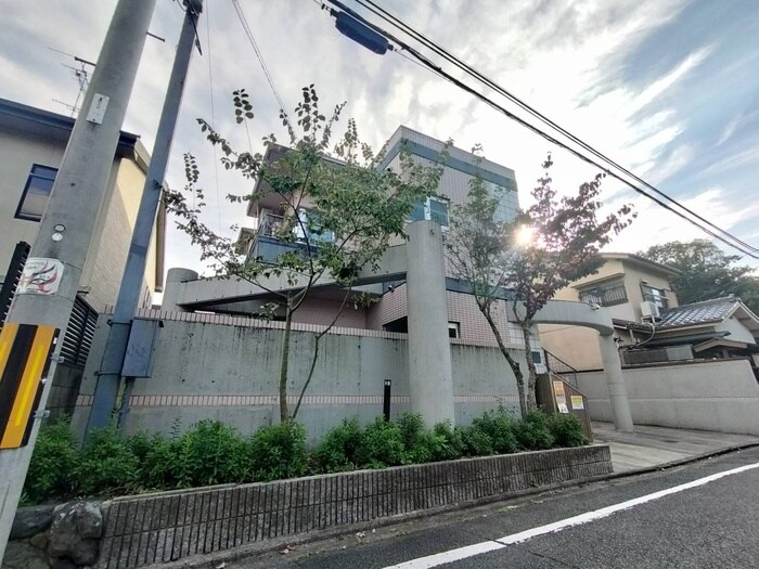 物件外観写真2　(建物設備)