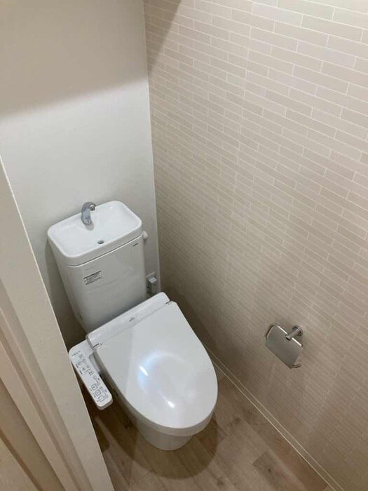 物件内観写真5　(トイレ)