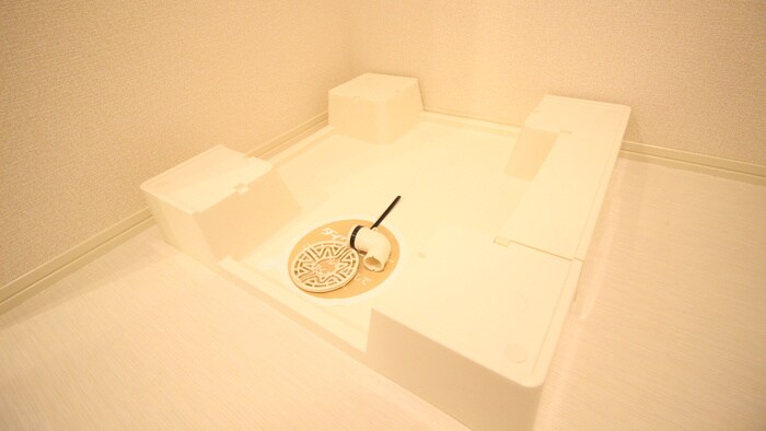 物件内観写真11　(洗濯機置場)