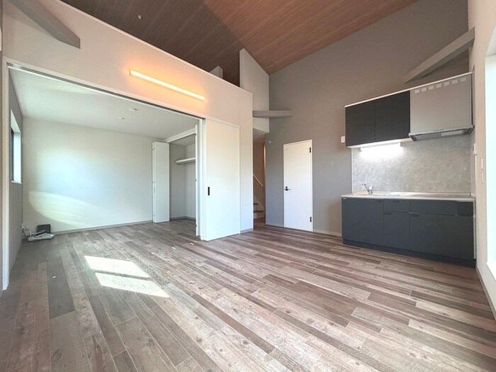 物件内観写真13　(居室)