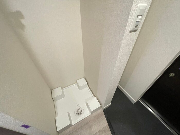 物件内観写真14　(洗濯機置場)