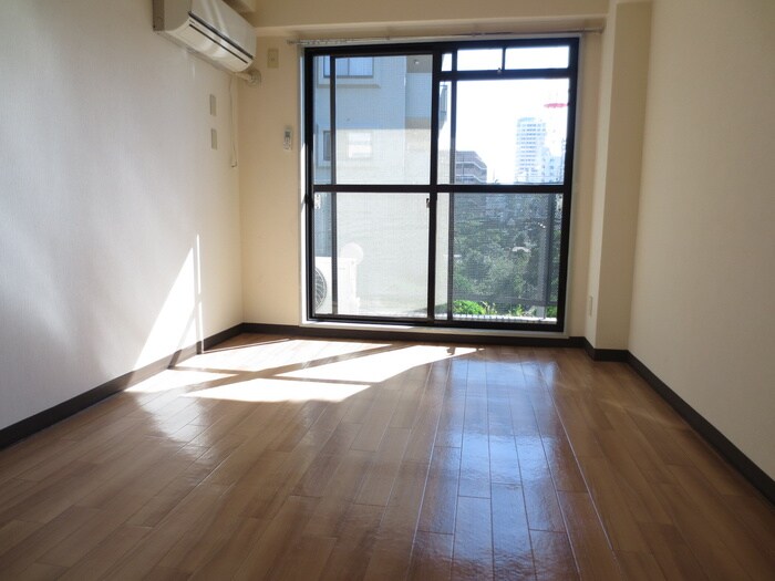 物件内観写真12　(居室)