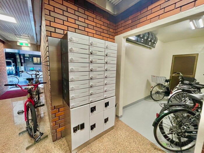 物件外観写真4　(建物設備)