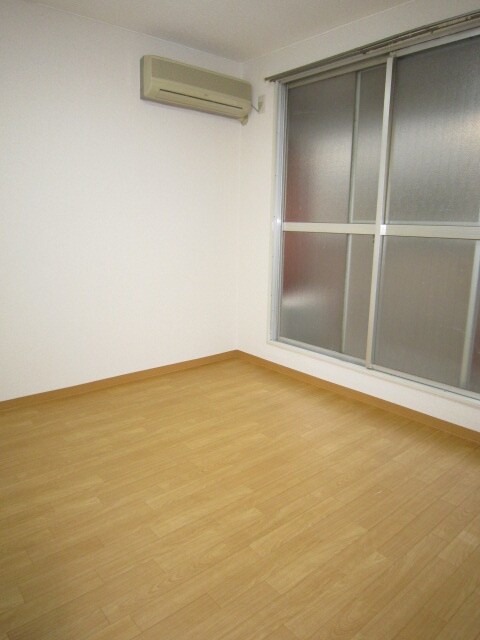 物件内観写真11　(居室)