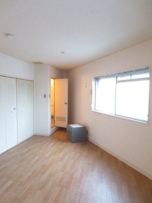 物件内観写真13　(居室)