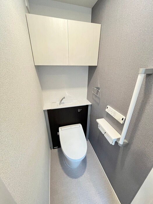 物件内観写真11　(トイレ)