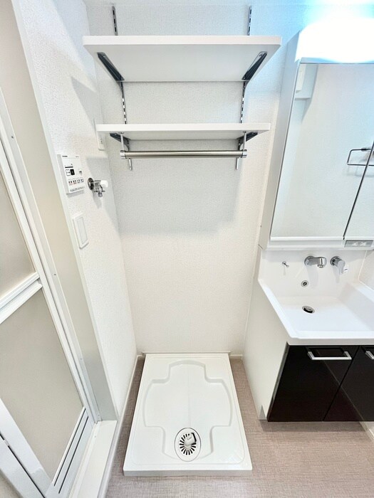 物件内観写真13　(洗濯機置場)