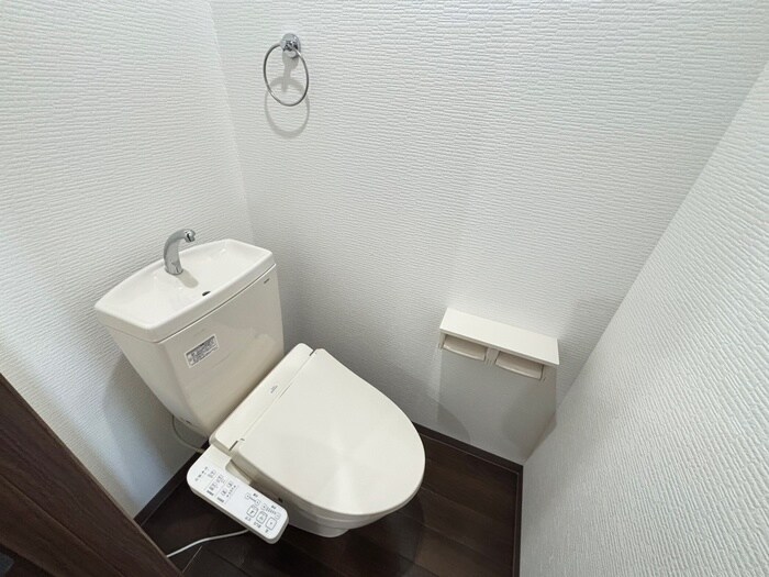 物件内観写真12　(トイレ)