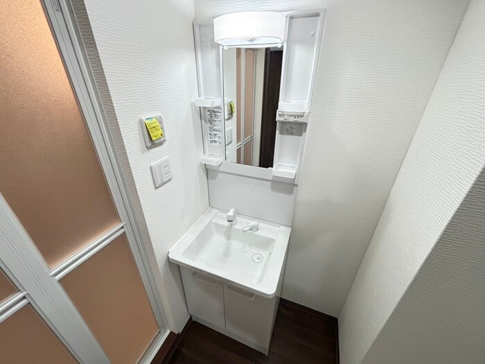 物件内観写真13　(洗面)