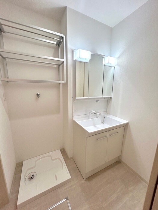 物件内観写真8　(洗面)