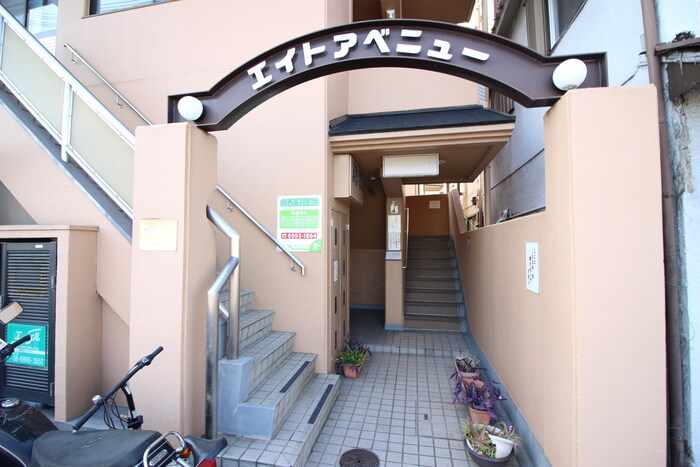 物件外観写真4　(同型モデル)