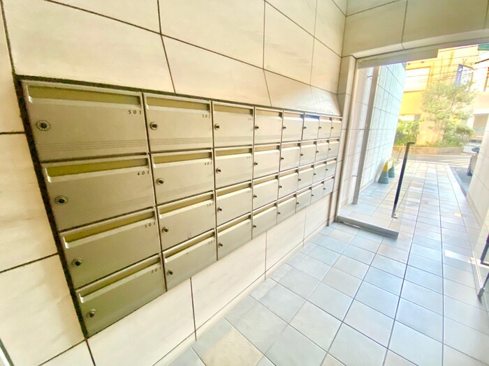 物件外観写真4　(建物設備)